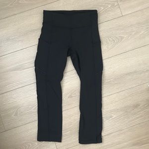 Lululemon Speed Up Crop - Black